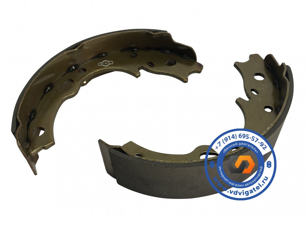 Колодки ручника MITSUBISHI CANTER FE568 MC894263