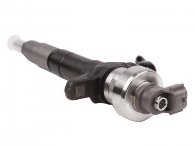 Форсунка топливная 4JJ1      8-98011-604-5